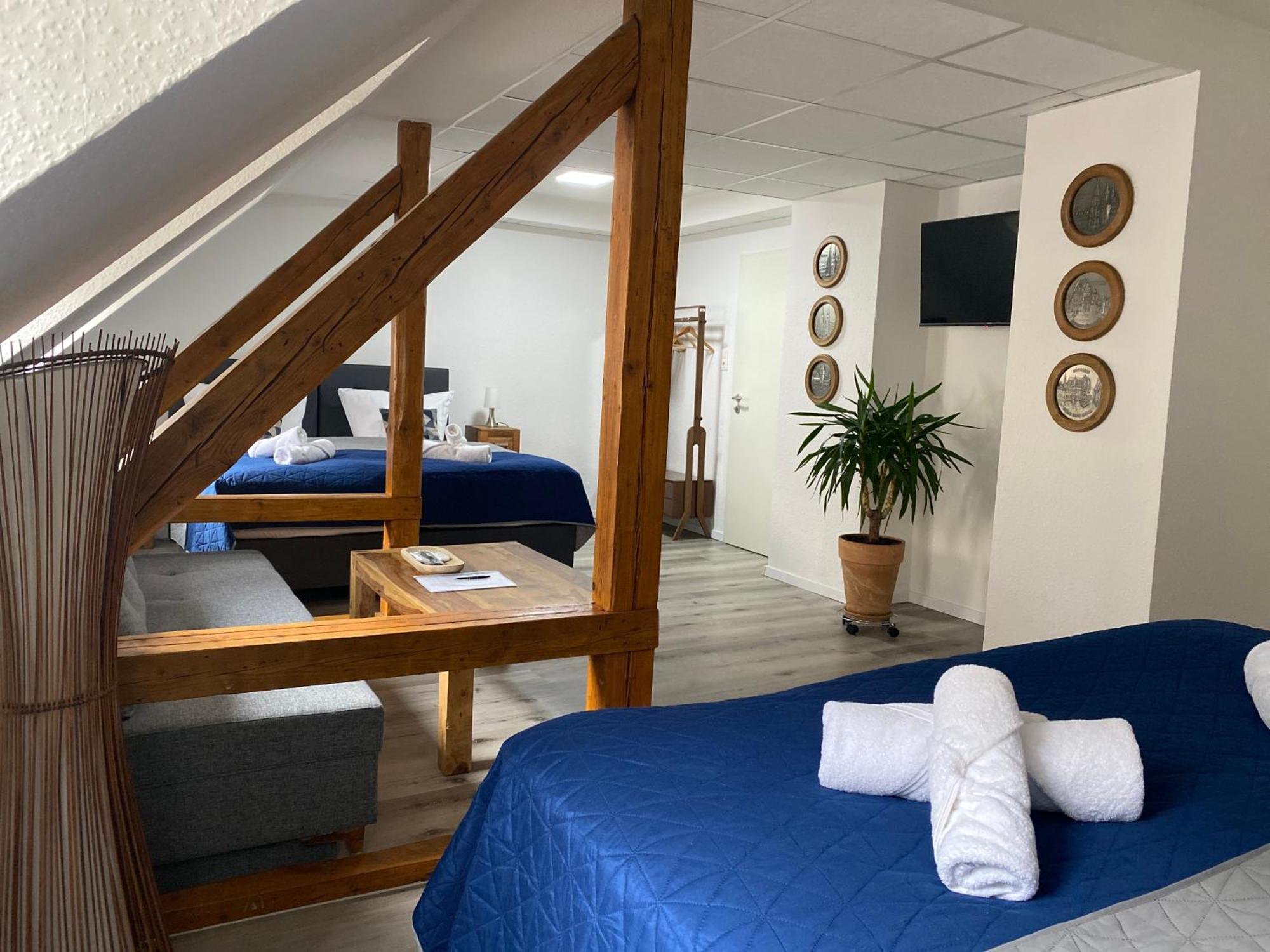 Nowa 1 Apartment *