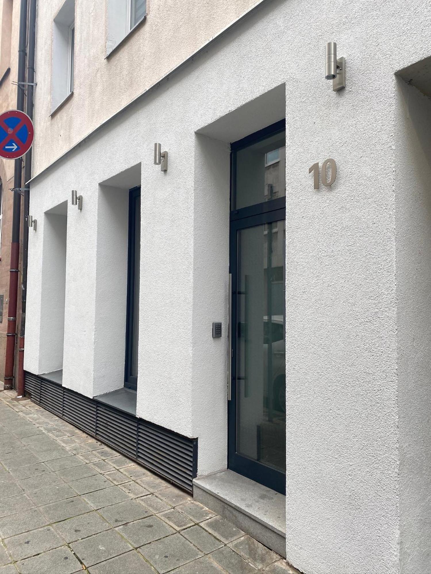 Nowa 1 Apartment *